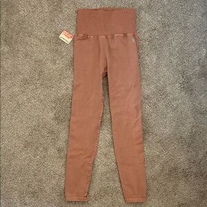 Free People movement-good karma leggings